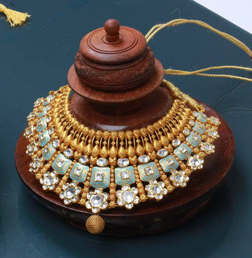 Gold Kundan